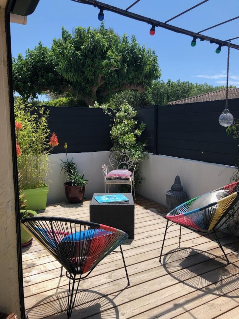 La Roseraie Six-Fours-les-Plages Exterior photo
